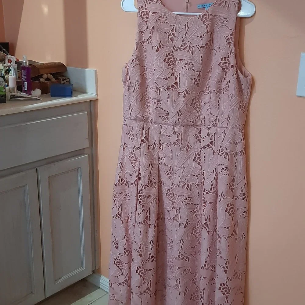 Everning Lace Dress Pink Color by Antonio Melani - Picture 3 of 5